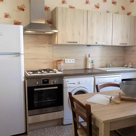 - Emplacement Pour Cette Roncoise Renovee - Coeur Villa